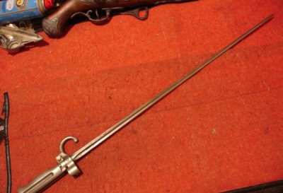 600h600f_00007_Tres-rare-Baionnette-d-essai-Daudeteau--M-1895.jpg